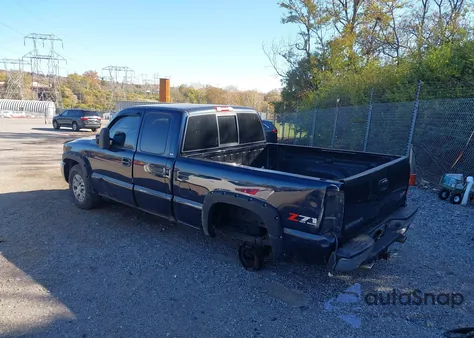 2005 GMC Sierra 1500 Sle z USA, uszkodzony, nr VIN 1GTEK19Z75Z272295